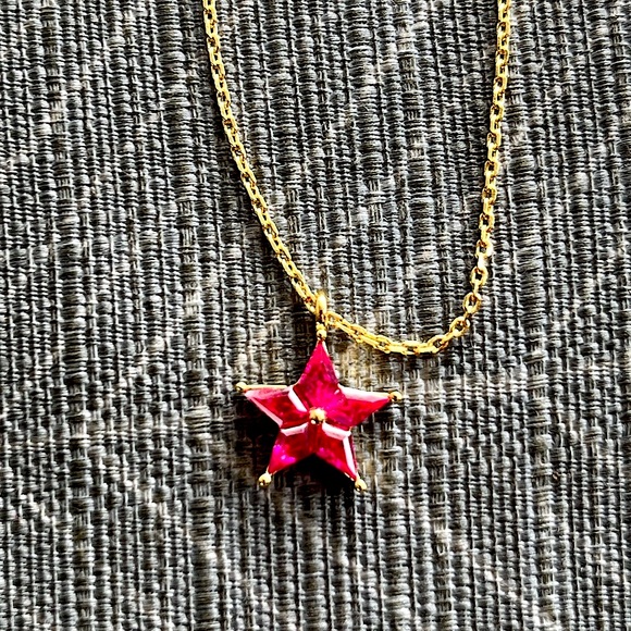 NWT Kate Spade Pink Petal Gold Toned Necklace - Picture 1 of 6